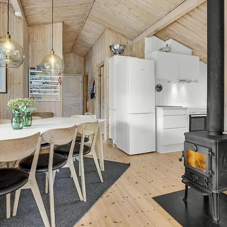 Holiday home Blamejsen Snogebaek